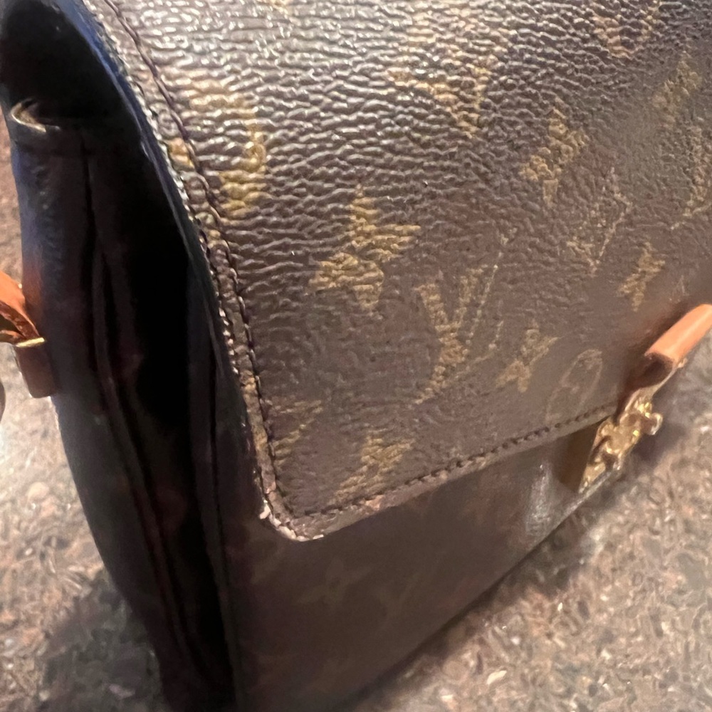 Louis Vuitton Pochette Métis Monogram - Picture 5 of 15